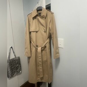 Gorgeous Mango/MNG Collection Italian fabric trench coat M
